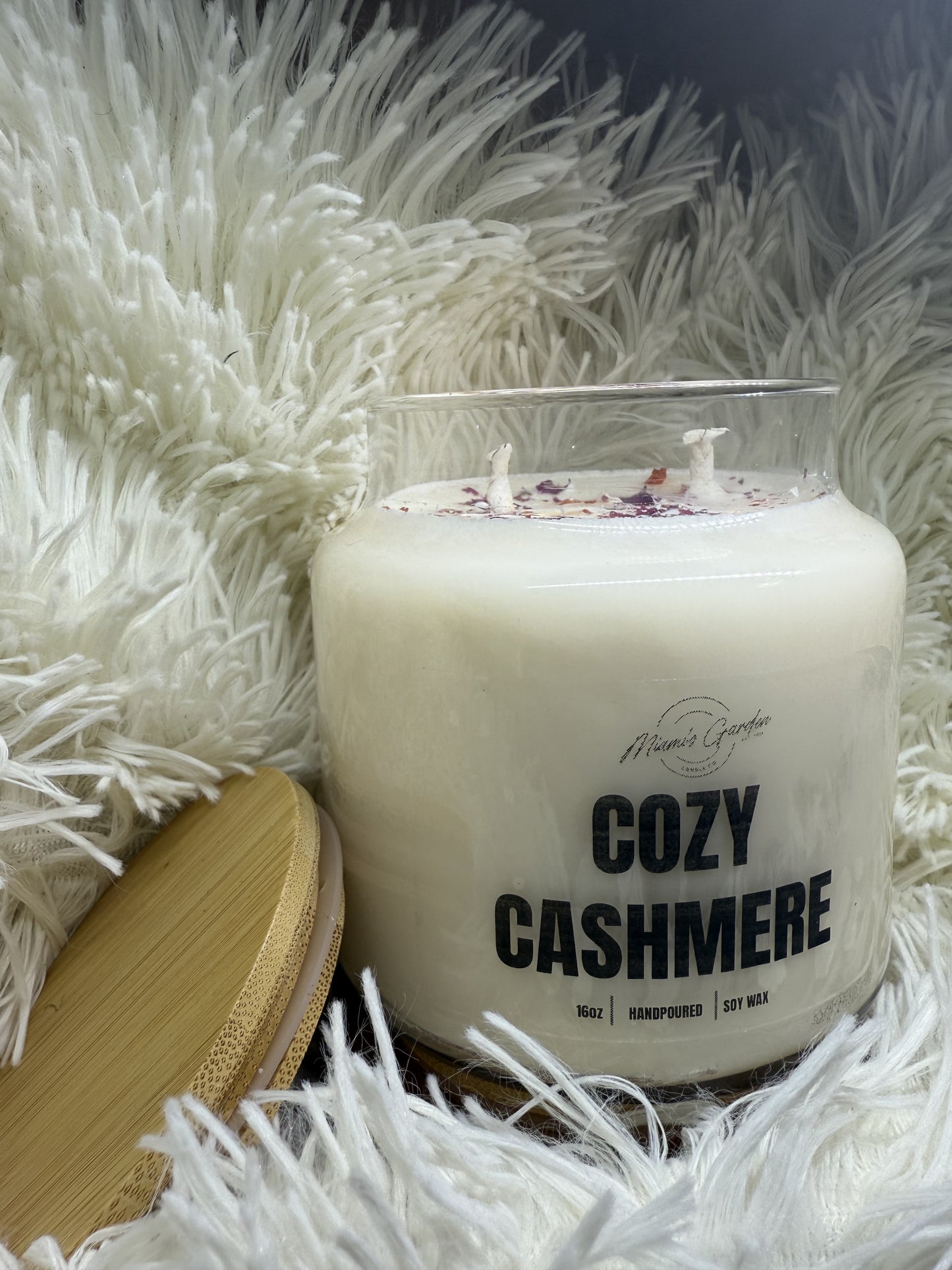 Cozy Cashmere 16oz Soy Candle